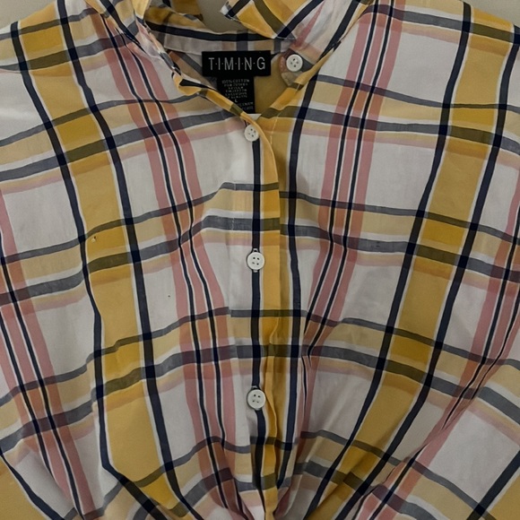 T.I.M.I.N.G Button Up Crop Top - Picture 6 of 7